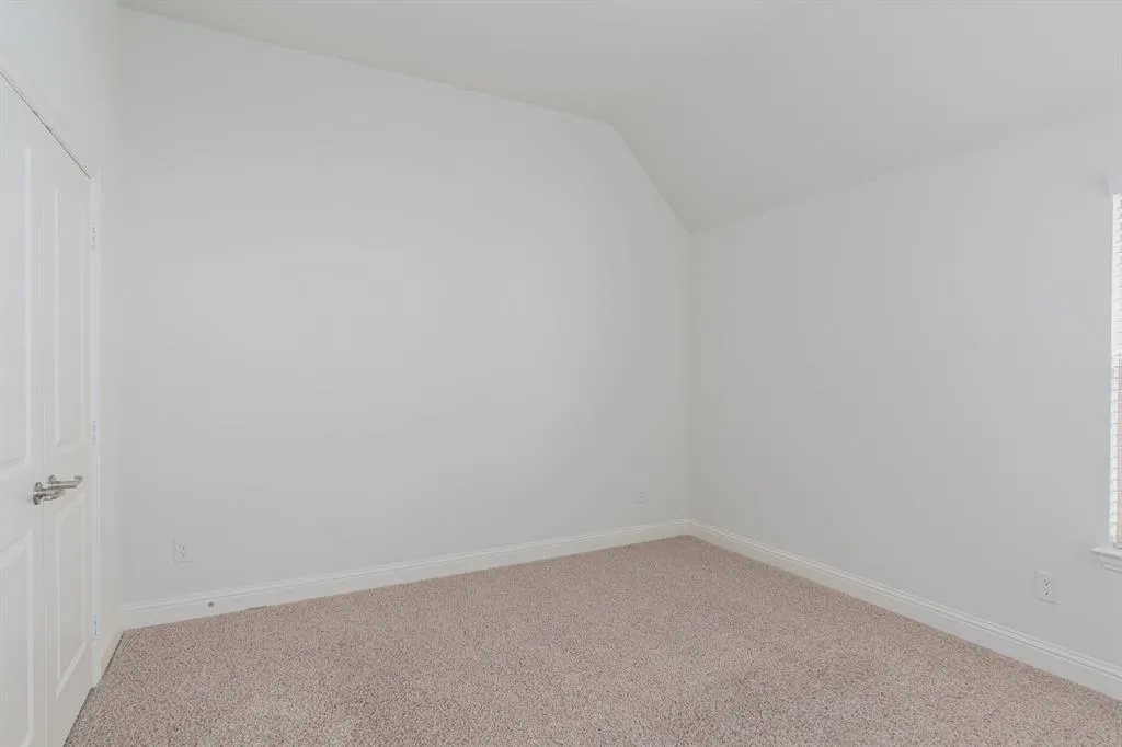 3038 Seattle Slew Drive