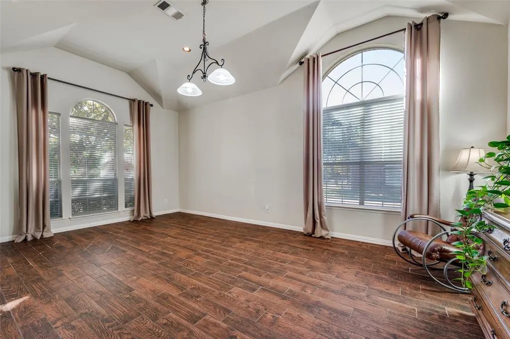 11538 CORSICANA Drive