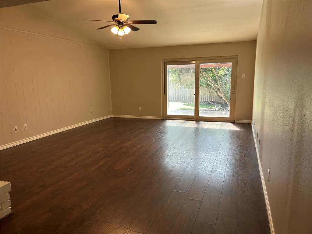 1428 Everglades Drive