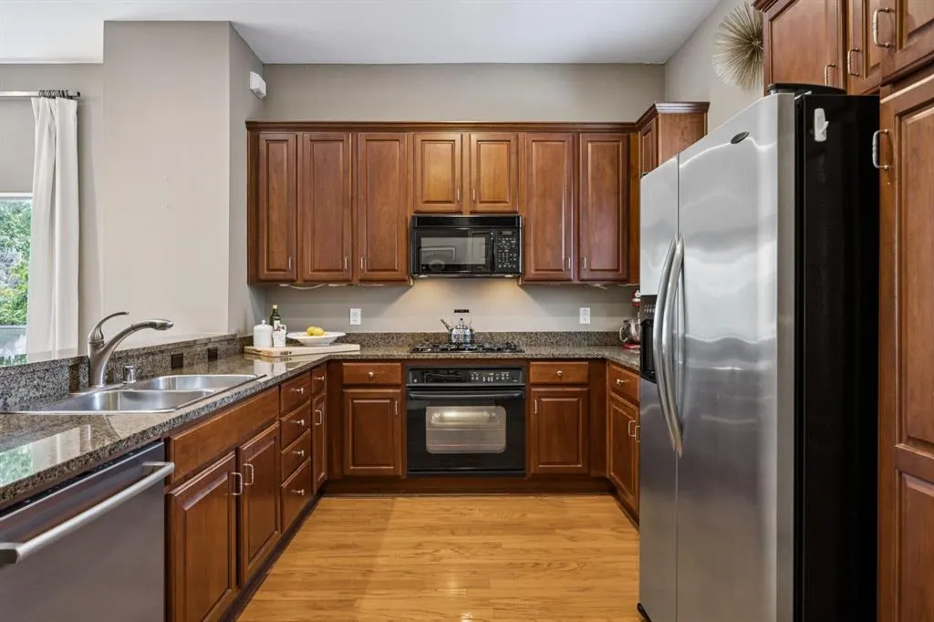 4411 Mckinney Avenue, #1