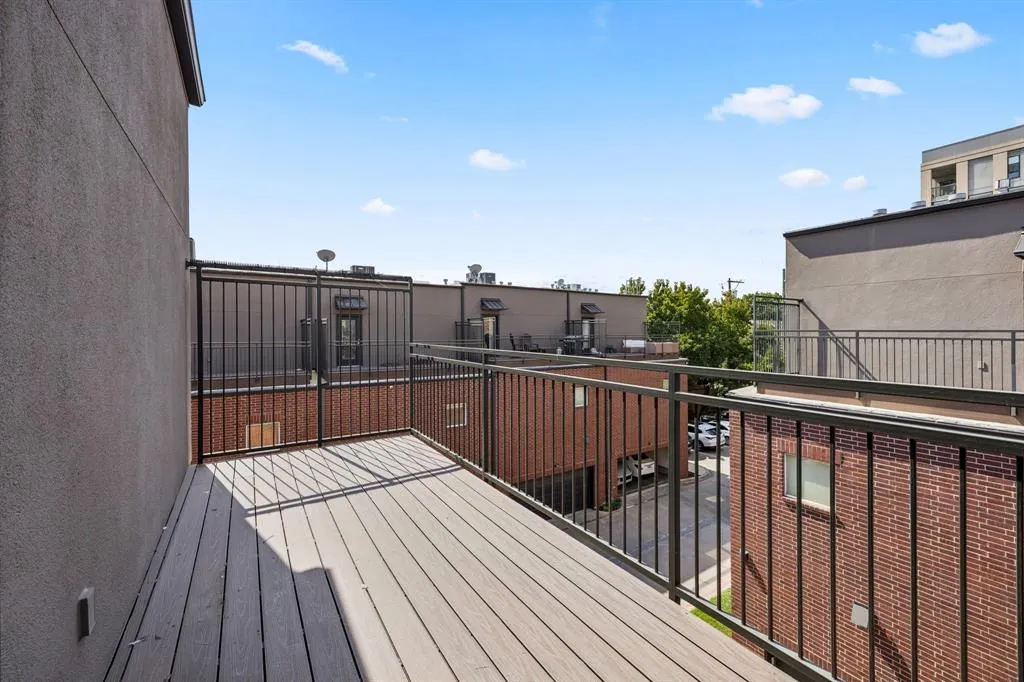 4411 Mckinney Avenue, #1