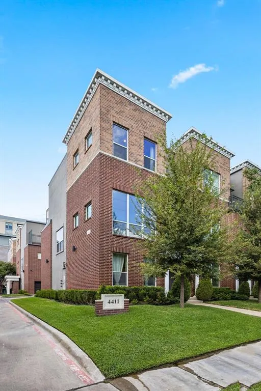 4411 Mckinney Avenue, #1