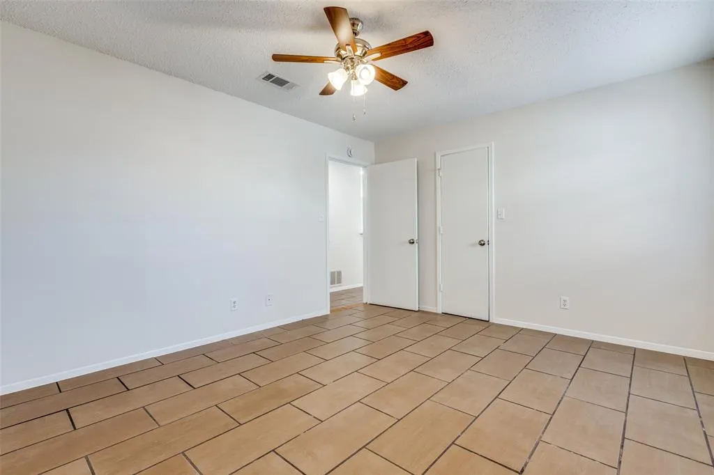 8938 Thompson Circle