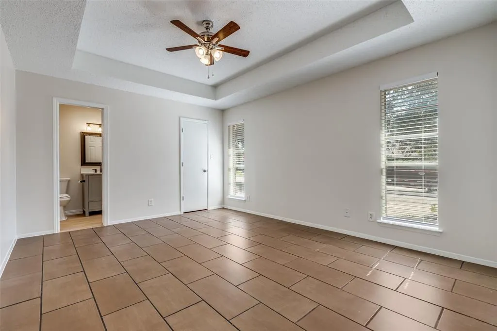 8938 Thompson Circle