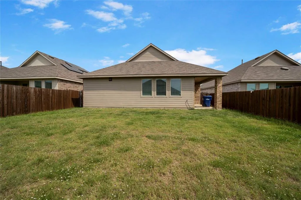 7109 Dandelion Road