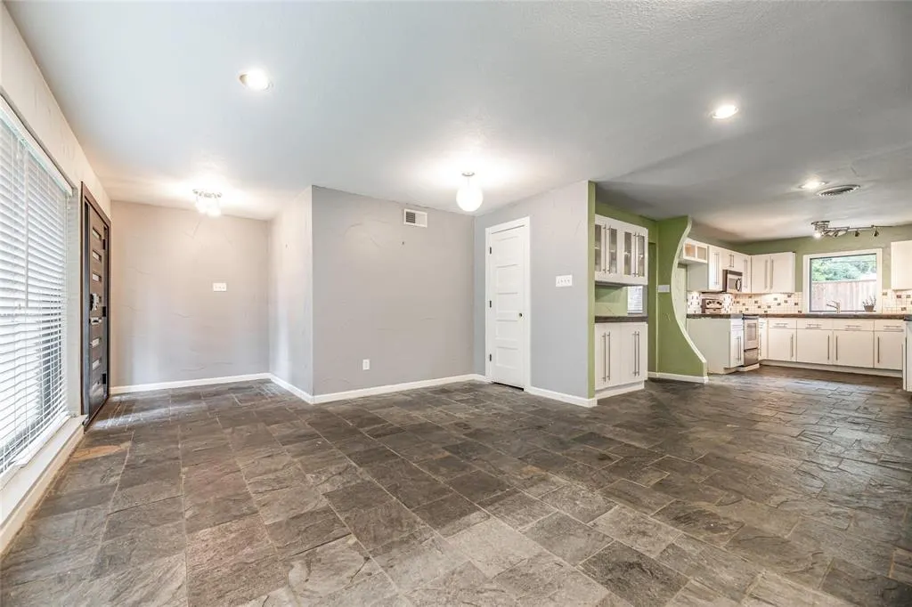 7111 Wild Valley Drive