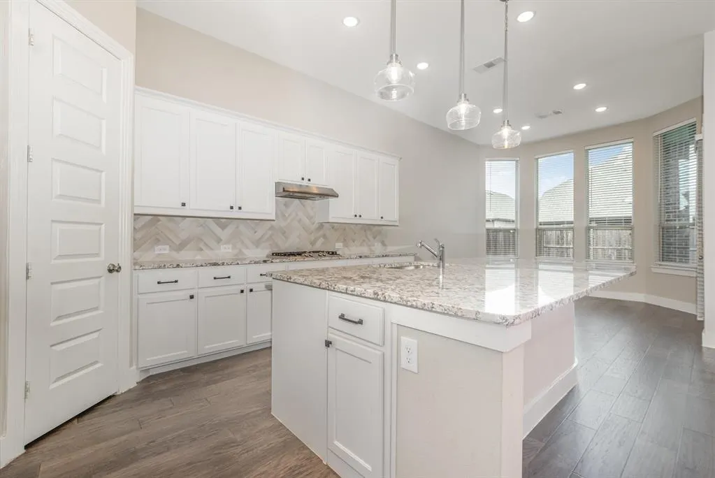 1329 Pleasant Knoll Trail
