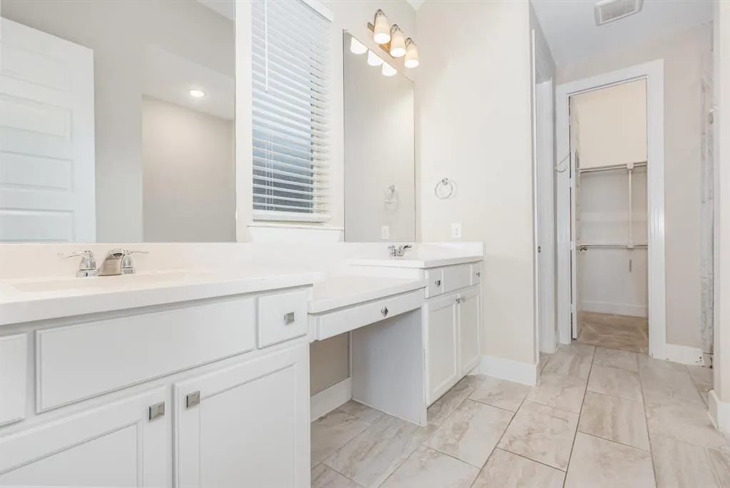 1329 Pleasant Knoll Trail