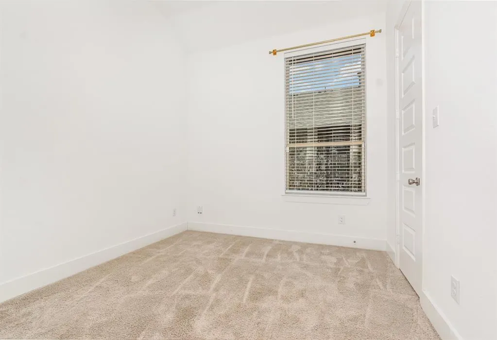 1329 Pleasant Knoll Trail