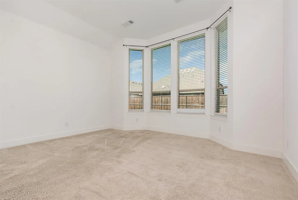 1329 Pleasant Knoll Trail