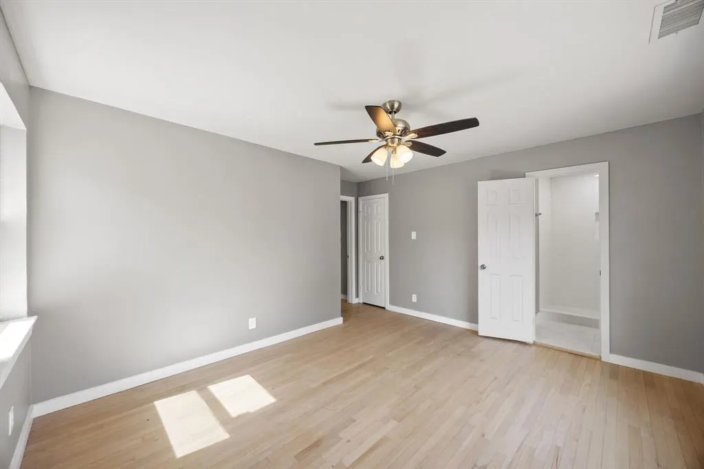 2215 Mack Lane