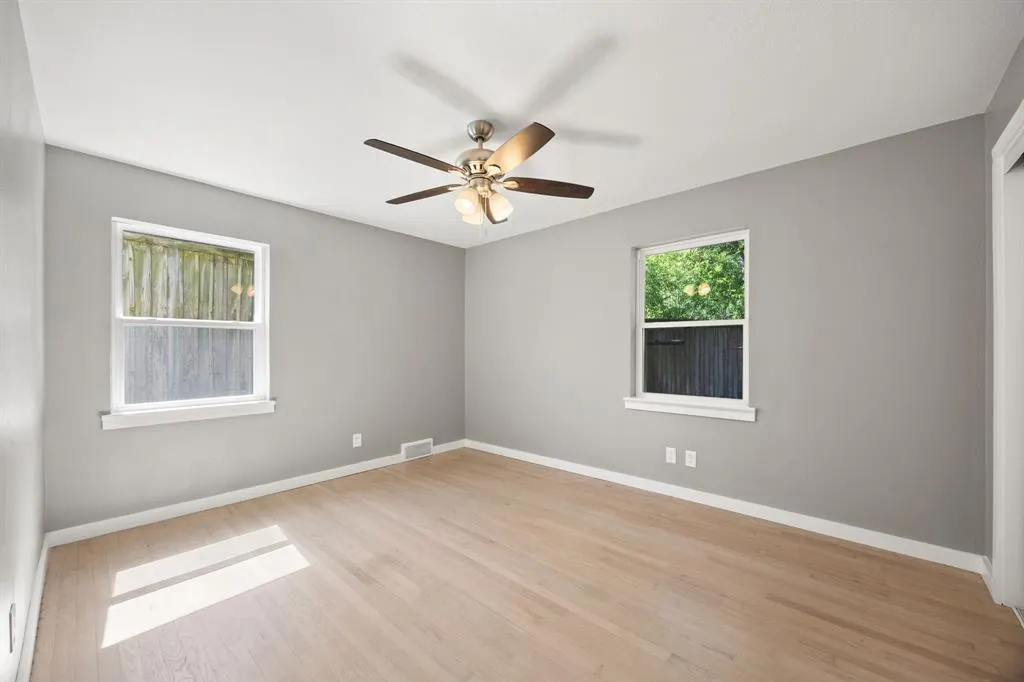 2215 Mack Lane