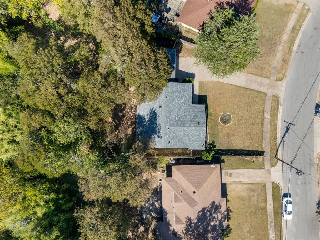 2215 Mack Lane