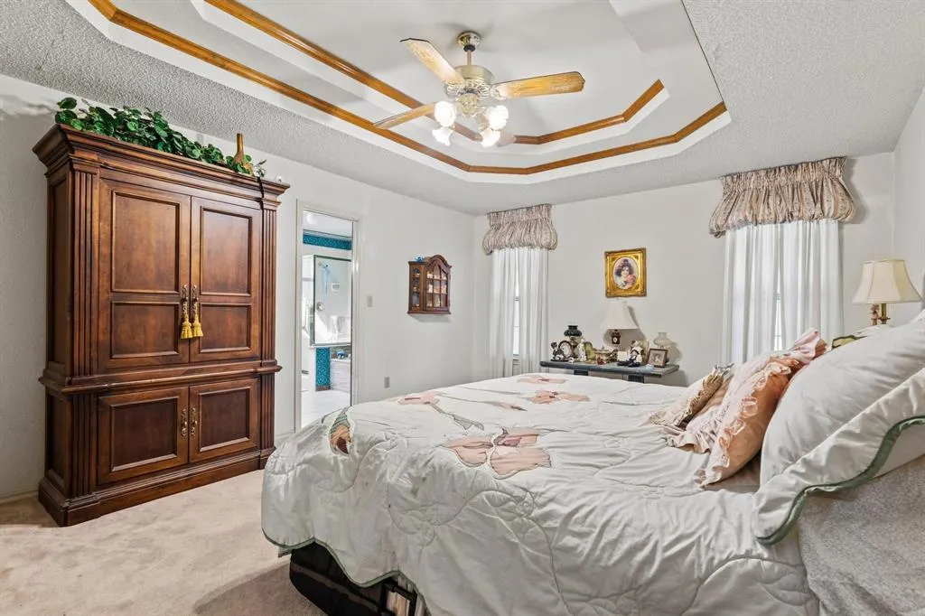 2412 Crestview Drive