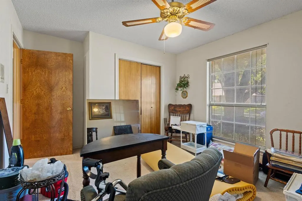 2412 Crestview Drive