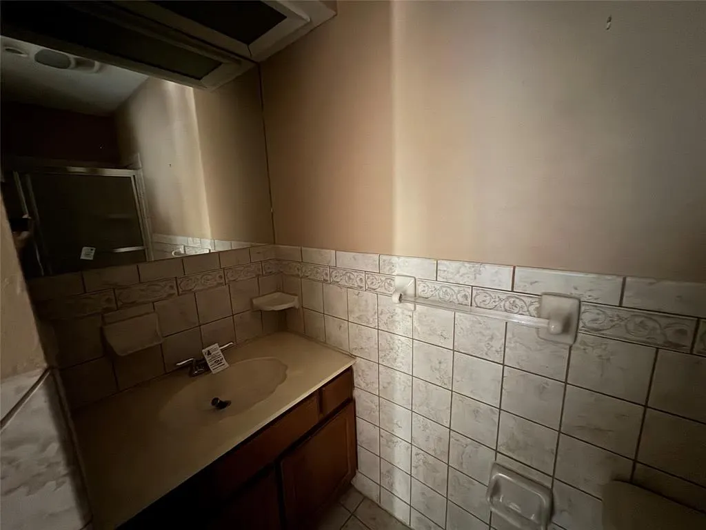 1900 Provincetown Lane