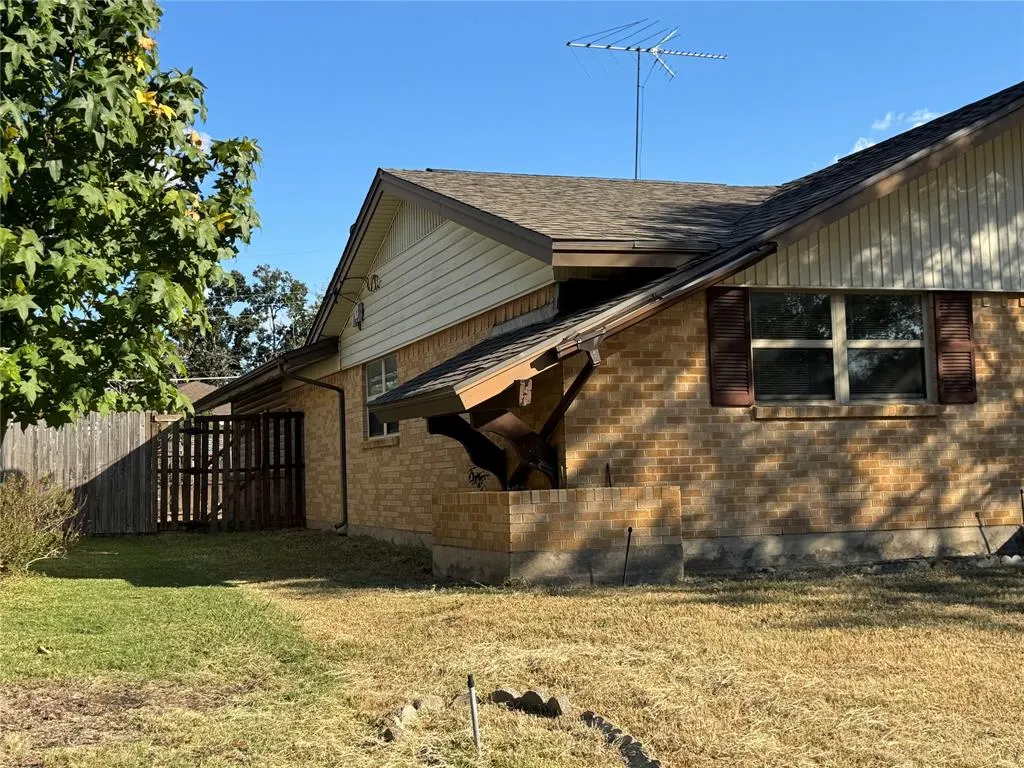 1900 Provincetown Lane