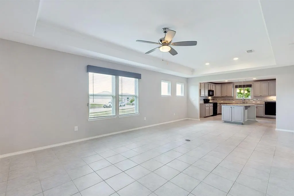 7677 Parade Drive