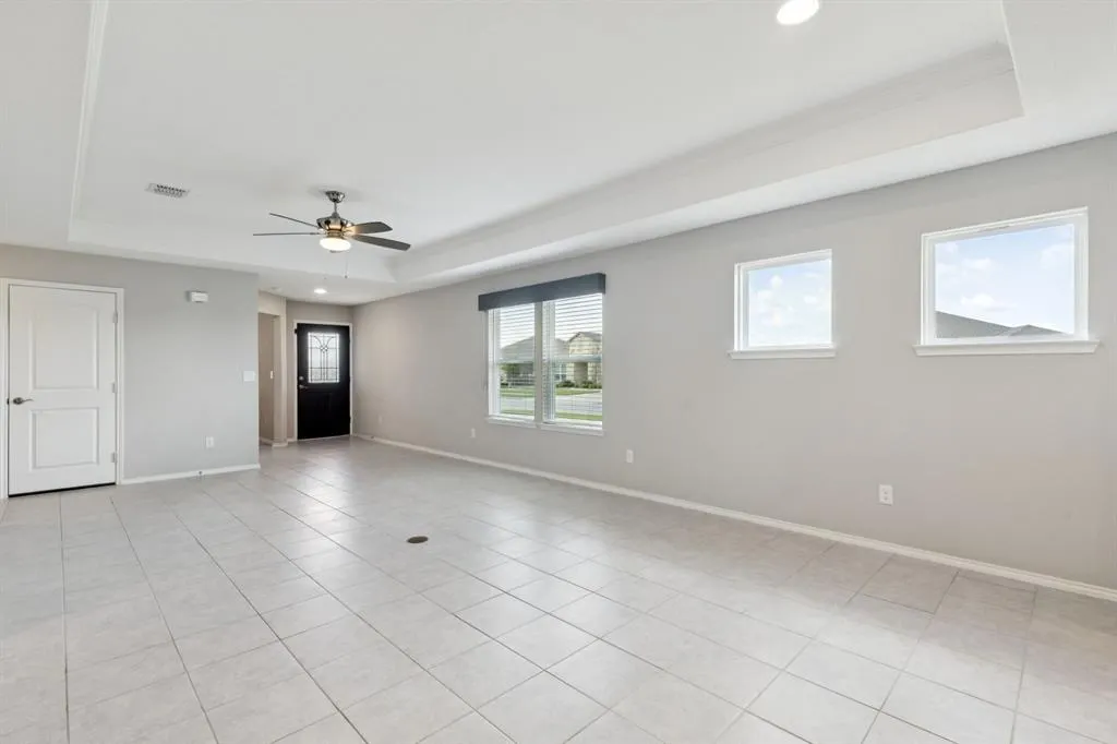 7677 Parade Drive