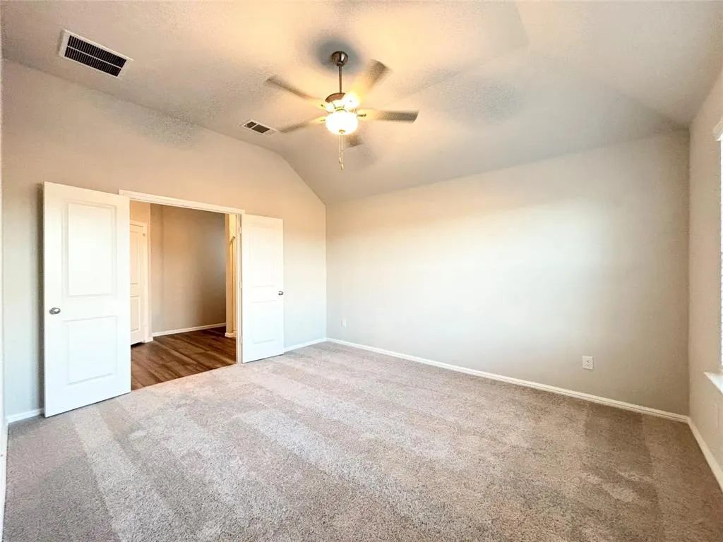 2512 Rambling Road