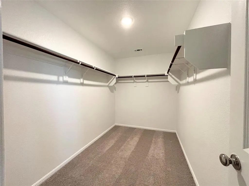 2512 Rambling Road