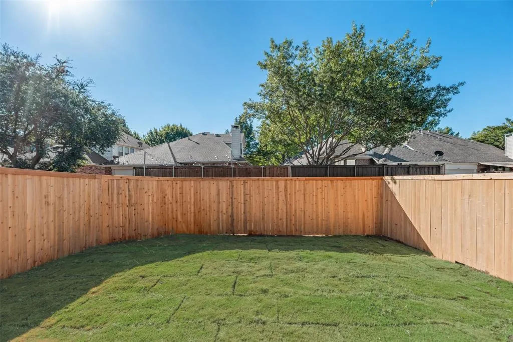 7207 Chinquapin Drive