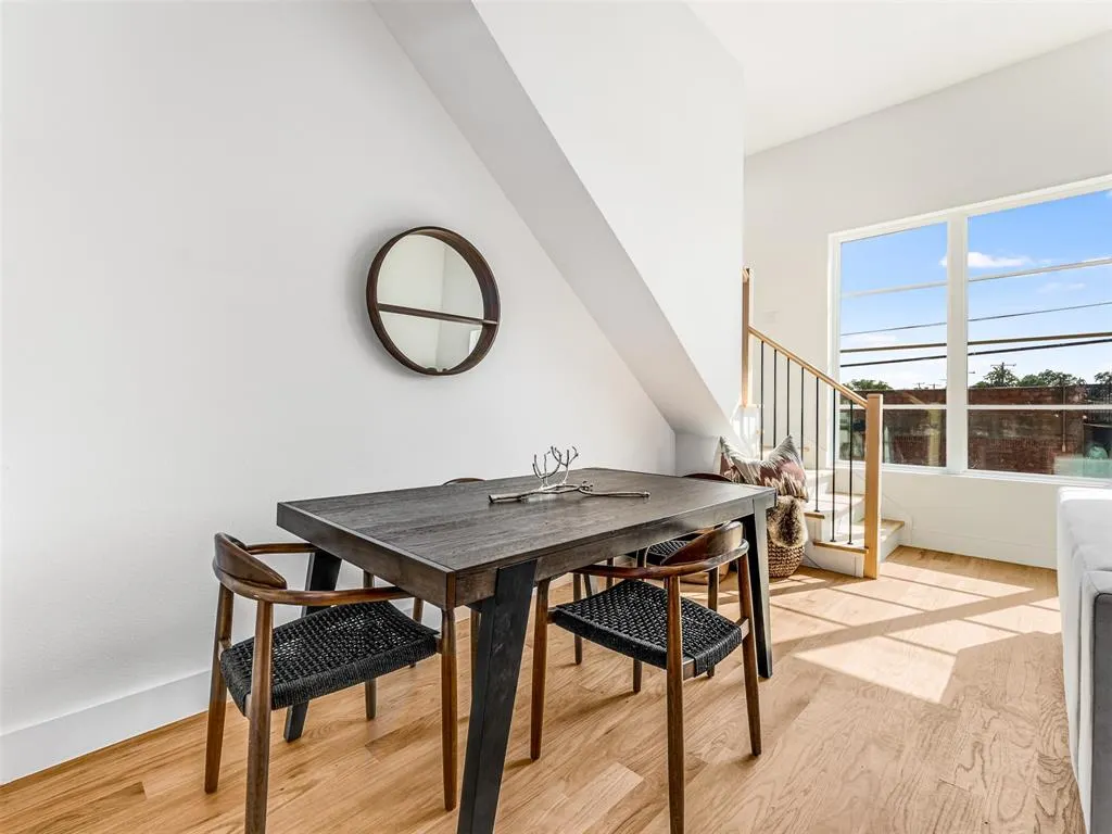 2080 Kelly, #110