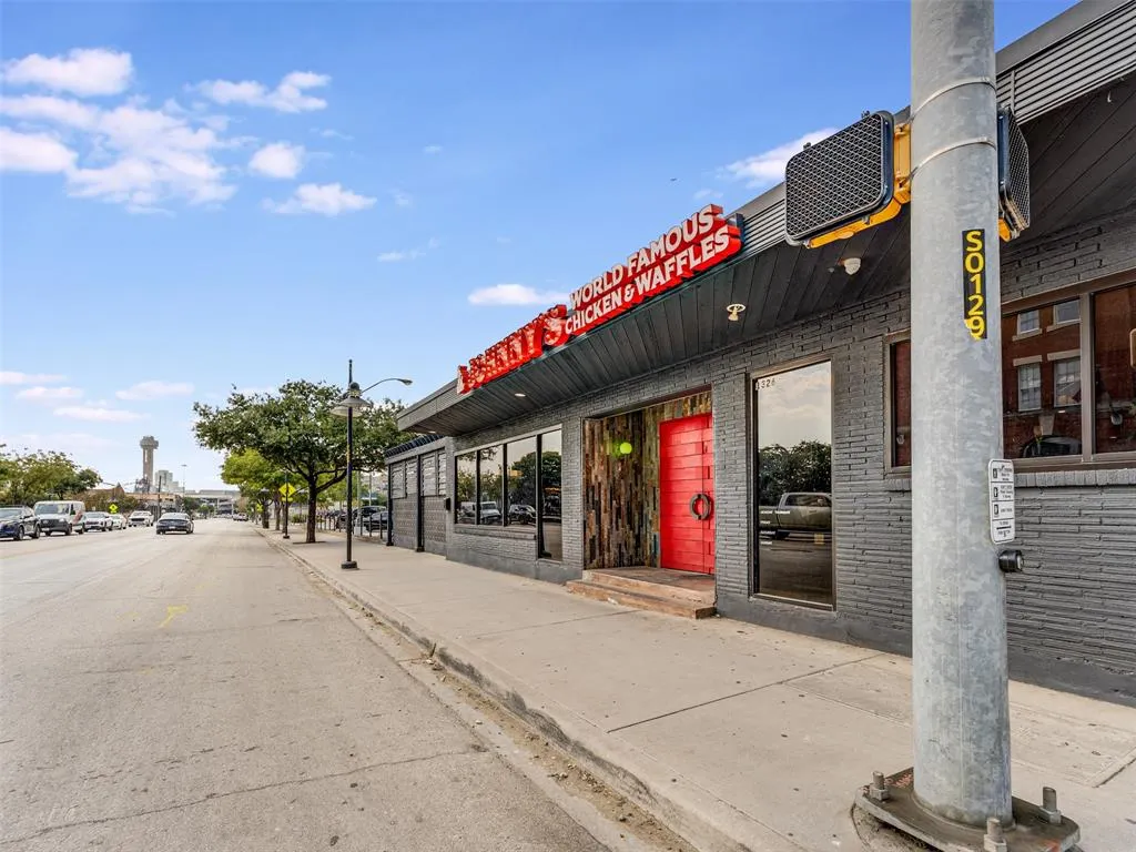2080 Kelly, #110