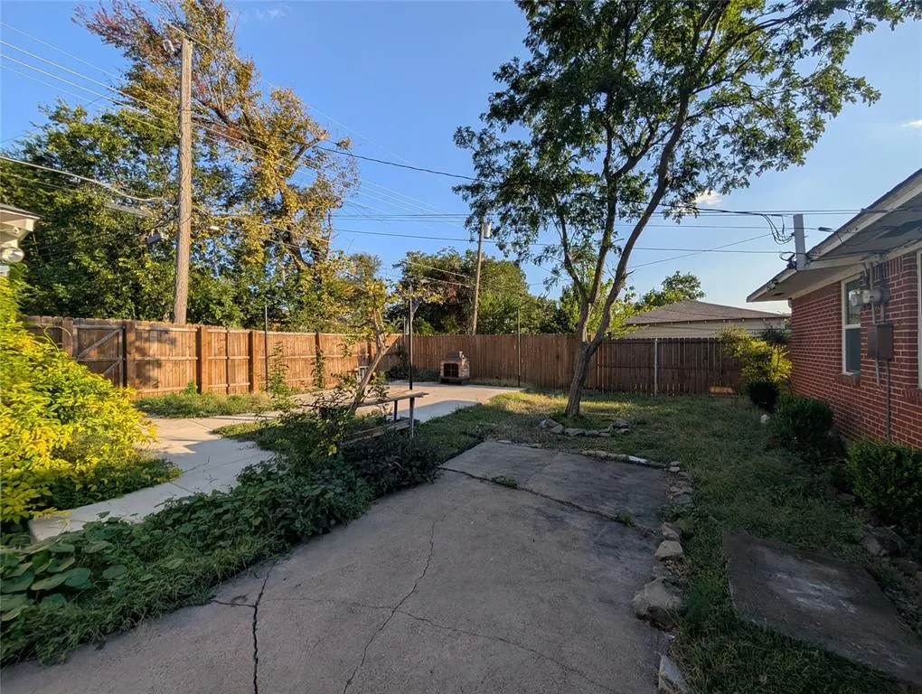 330 La Salle Drive