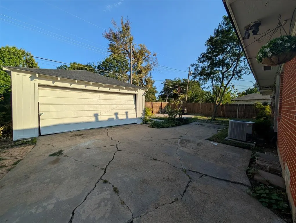 330 La Salle Drive
