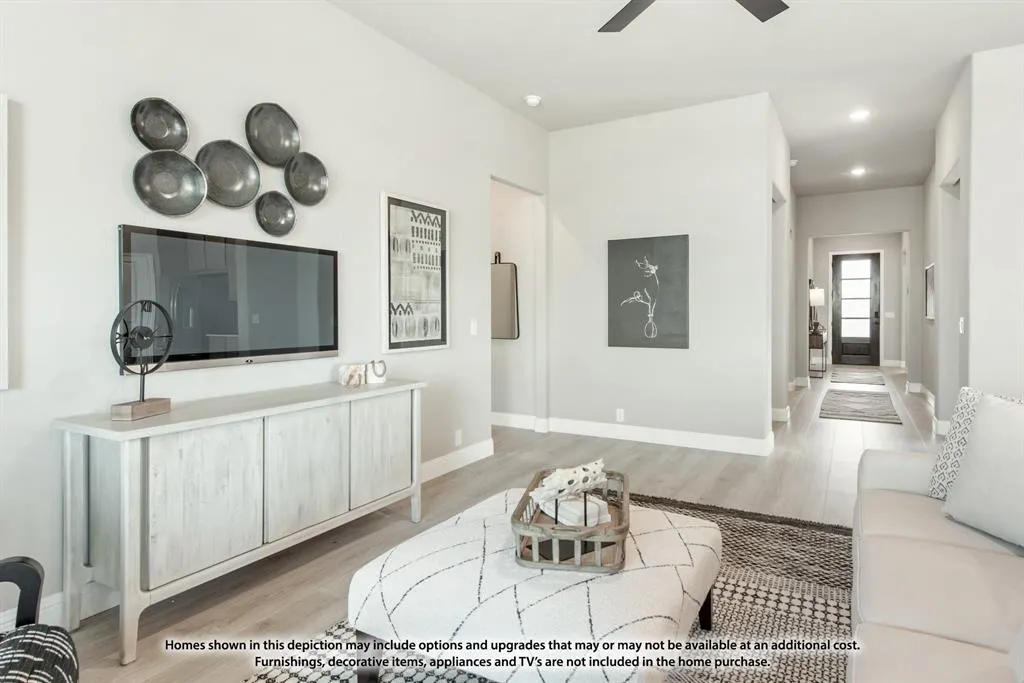 7312 Iris Road