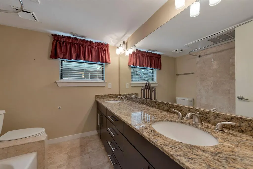 5816 Birchbrook Drive, #118