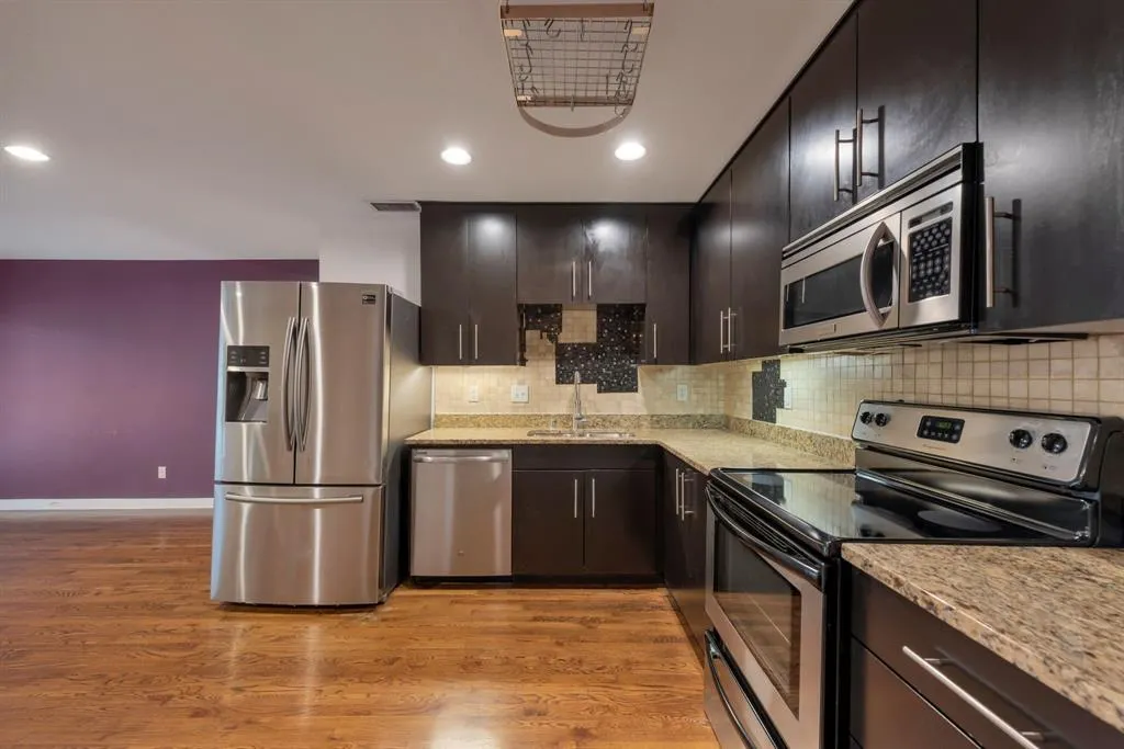 5816 Birchbrook Drive, #118
