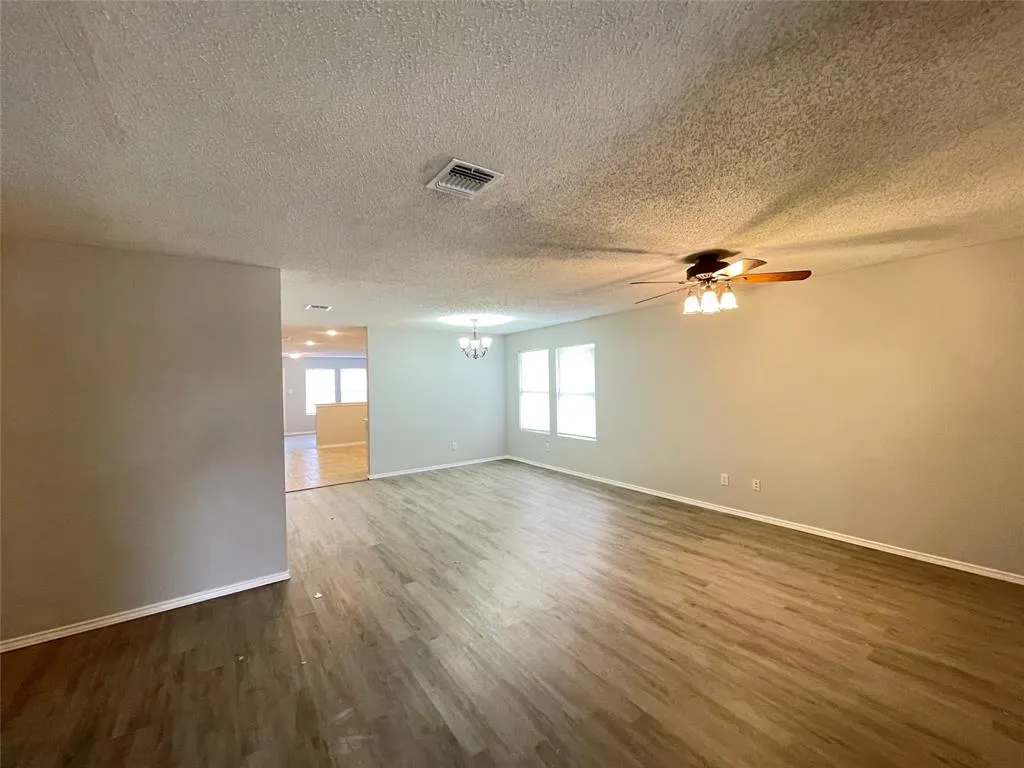 4611 Wedgewood Drive