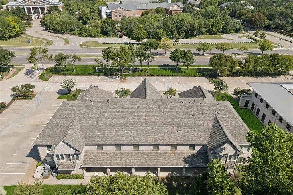 5808 W Plano Parkway