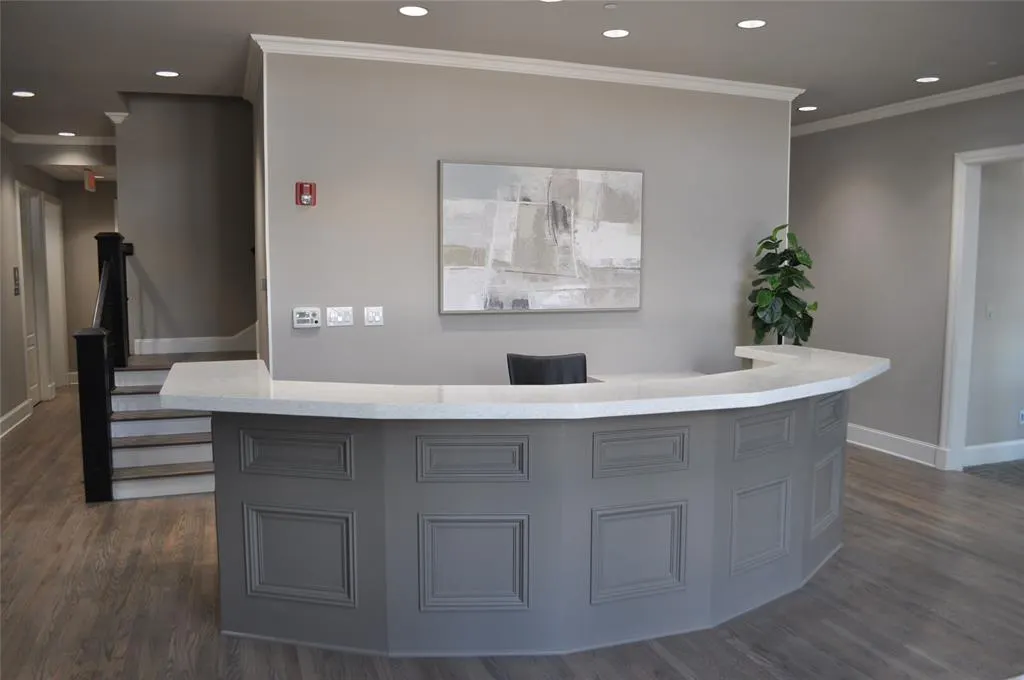 5808 W Plano Parkway