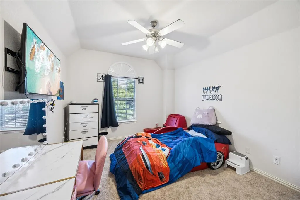 3399 Columbus Drive
