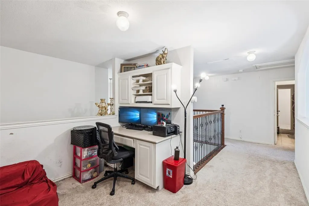 3399 Columbus Drive