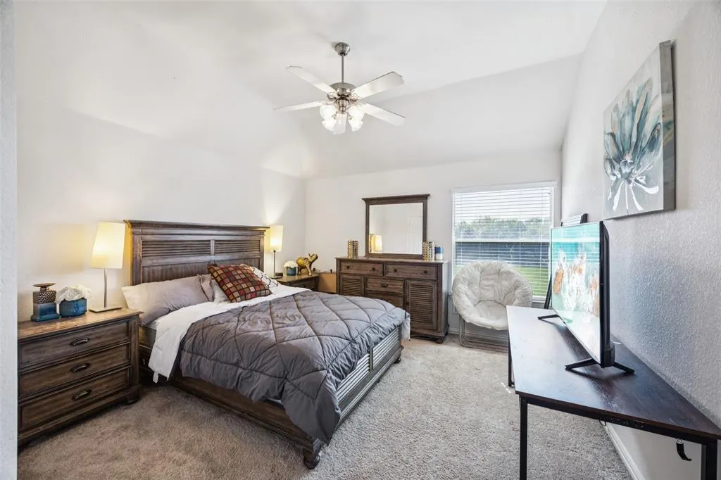 3399 Columbus Drive