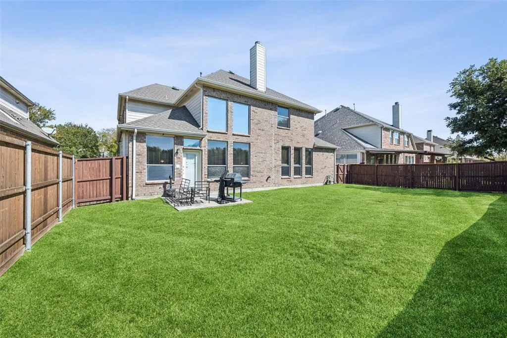 3399 Columbus Drive