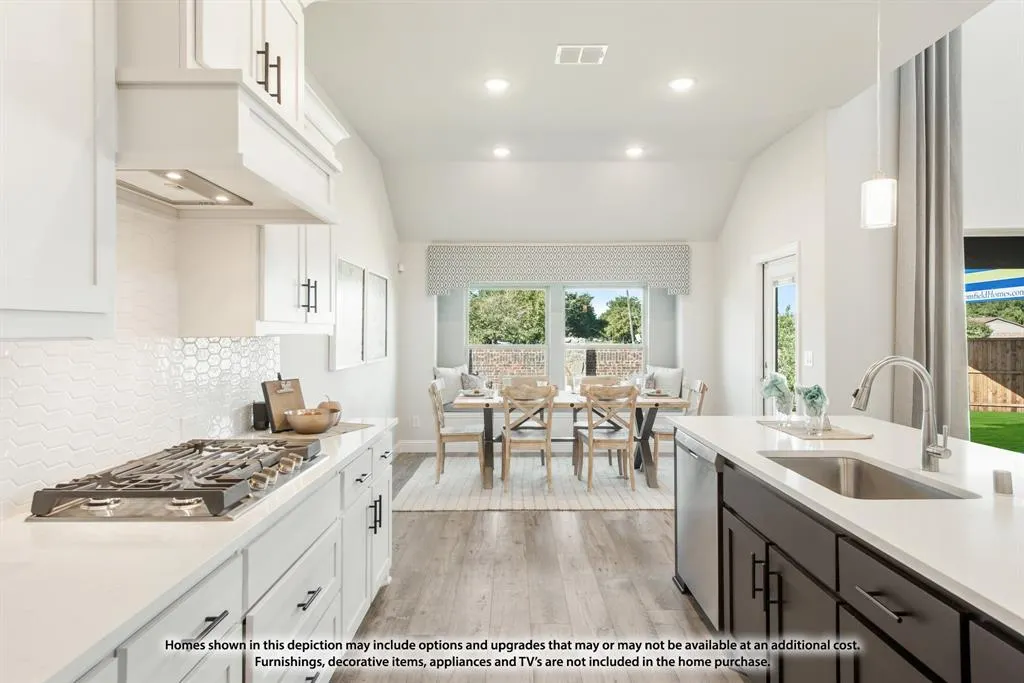2828 Spring Valley Way