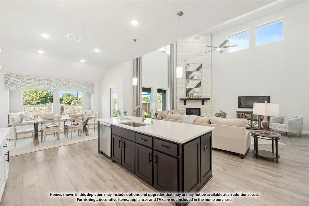 2828 Spring Valley Way