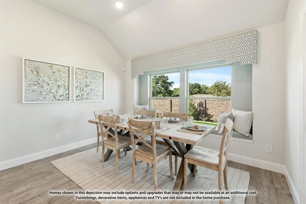 2828 Spring Valley Way