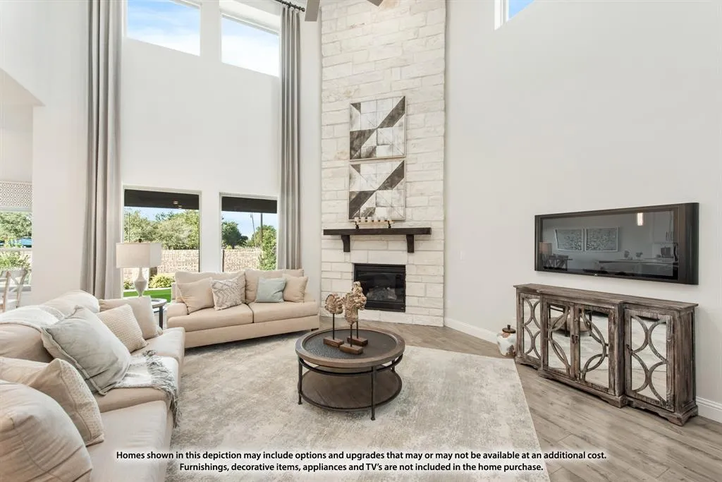 2828 Spring Valley Way