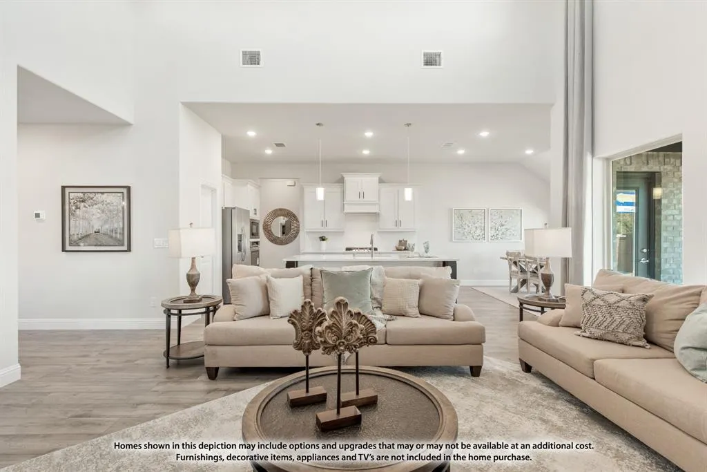 2828 Spring Valley Way