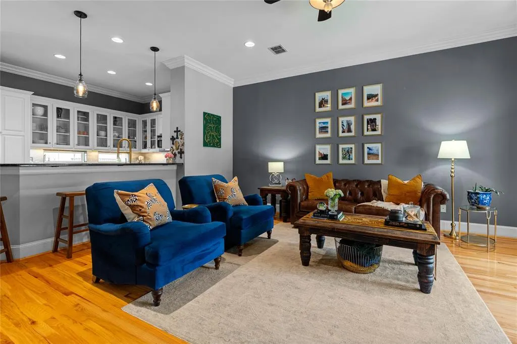 6418 Bryan Parkway