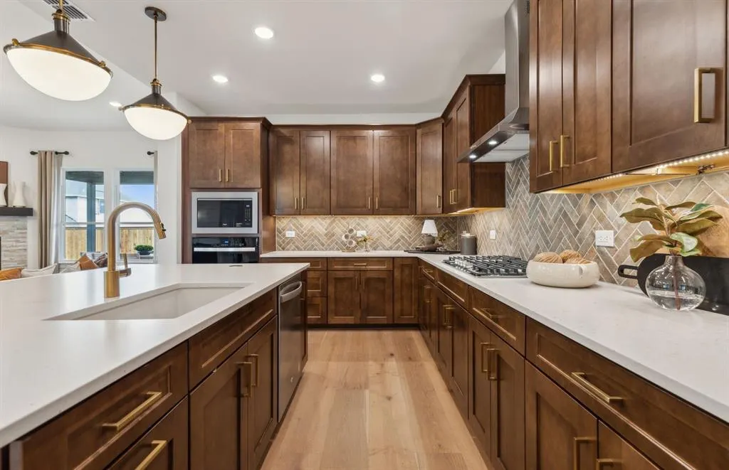3913 Calderwood Drive