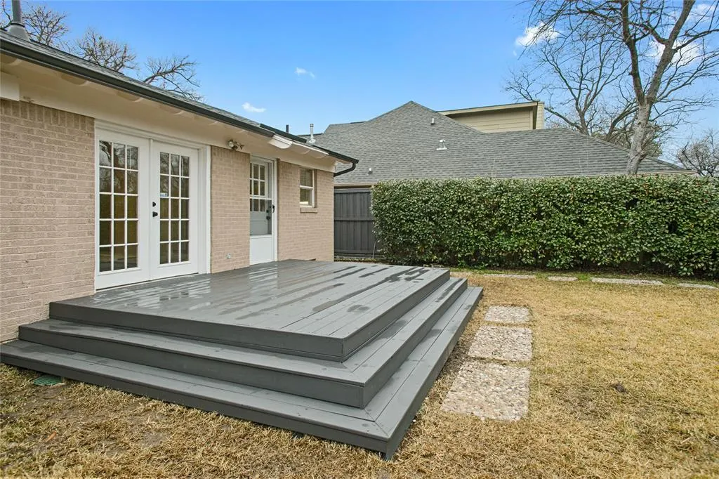 3767 Manana Drive
