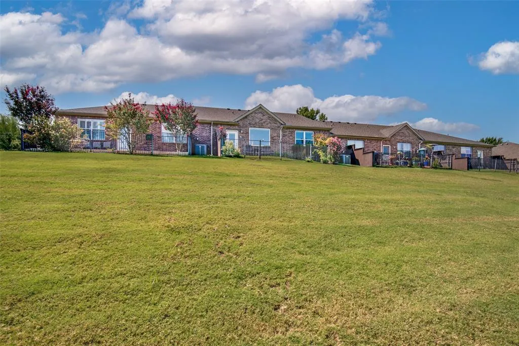 7221 Pompeii Way