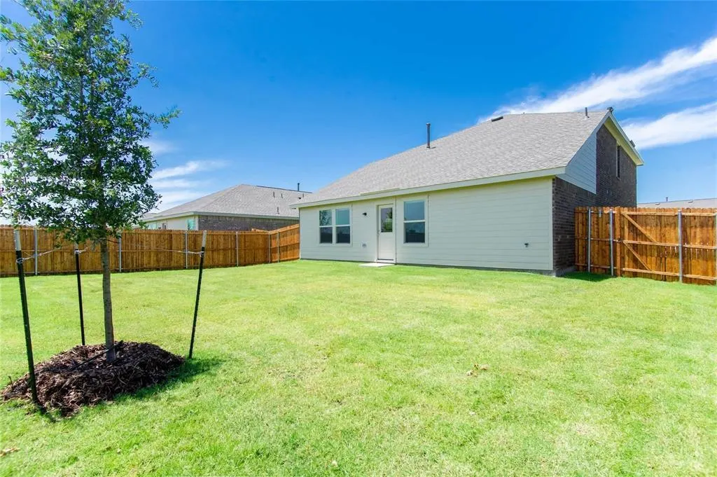 305 Laurenbrooke Drive